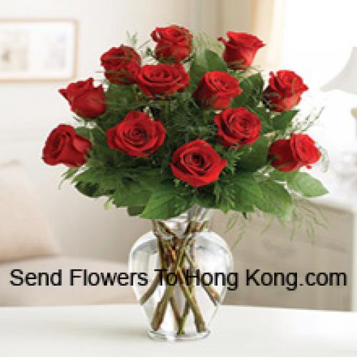 Lovely 12 Red Roses in Vase