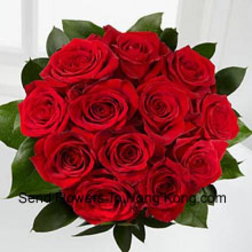 12 Elegantes Rosas Rojas